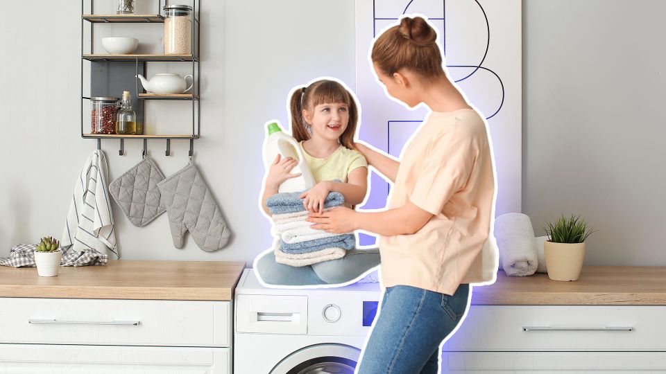 Отойдут даже застарелые пятна: этот простой рецепт отстирает кухонные полотенца в два счета