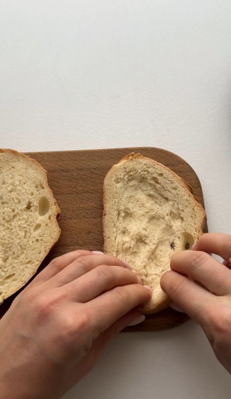 Готовим за 2 минуты: Чизкейк на ломтиках хлеба для идеального завтрака