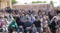 Все трубы в гости будут к нам: более 900 музыкантов выступили на параде духовых детско-юношеских оркестров в Петербурге