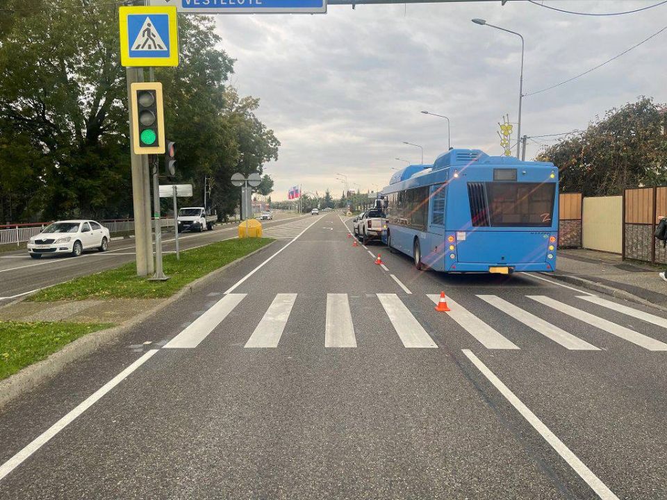 28.10.2025  12:40   -149  -   ( ), 0  + 400 ,  -       3-   