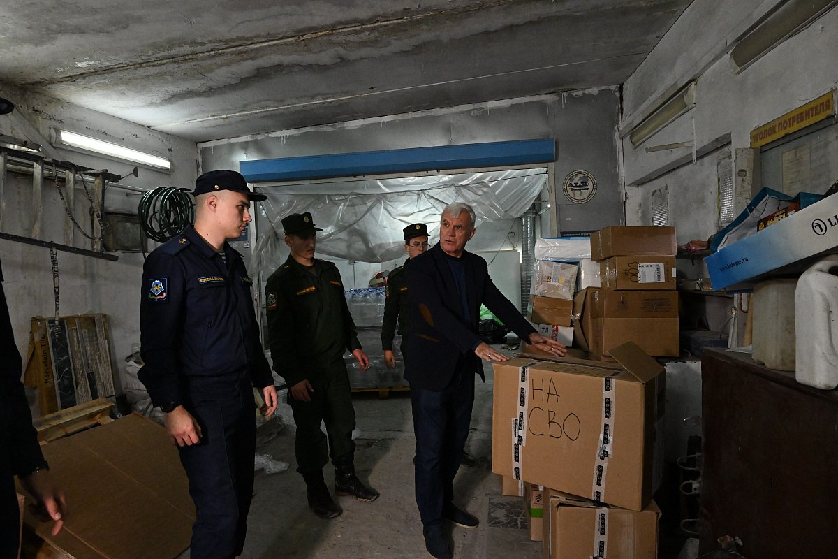 Из Сочи в Херсонскую область отправлена очередная партия гуманитарной помощи Из Сочи в Херсонскую область отправлена очередная партия гуманитарной помощи