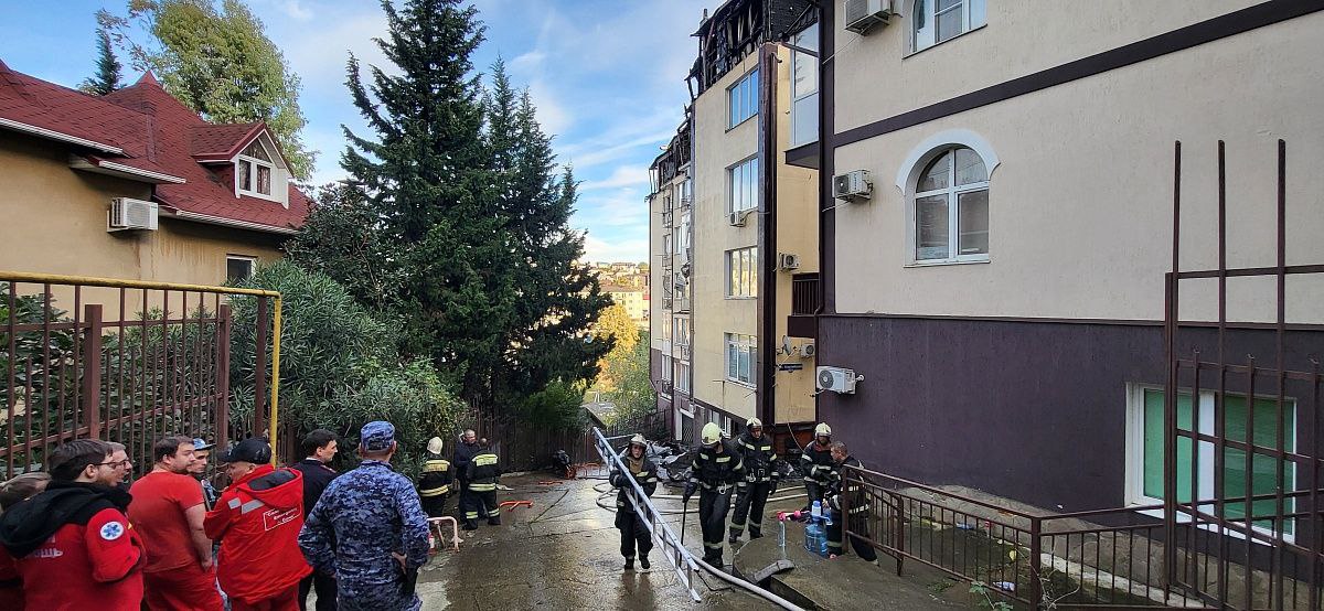 В Сочи прошло заседание оперативного штаба по ликвидации последствий пожара в доме на улице Альпийской В Сочи прошло заседание оперативного штаба по ликвидации последствий пожара в доме на улице Альпийской