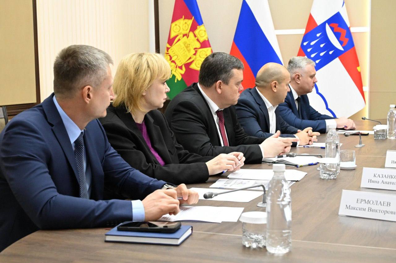 Андрей Прошунин: Вместе с коллегами обсудили работу мер поддержки участников СВО Андрей Прошунин: Вместе с коллегами обсудили работу мер поддержки участников СВО