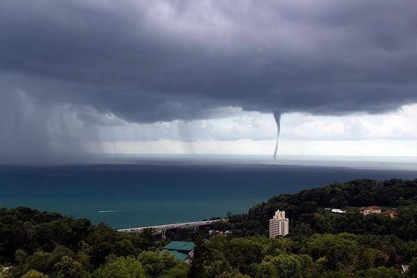 В Сочи прогнозируются смерчи