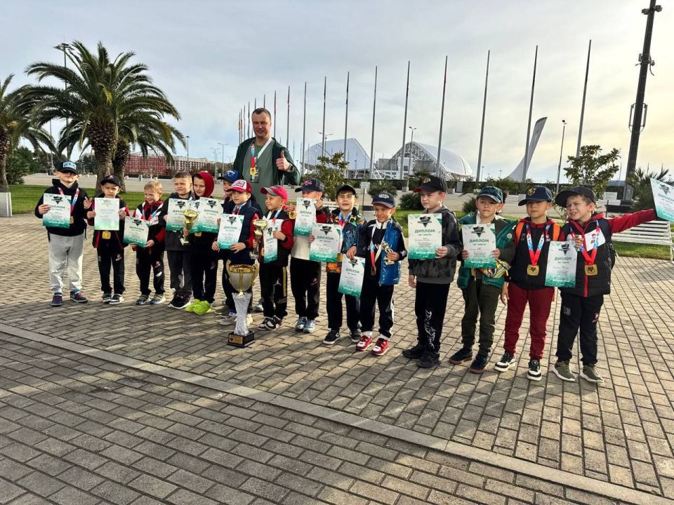   &quot;&quot;        4x4