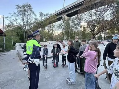     -!,    27   4 ,   .   ,    - :