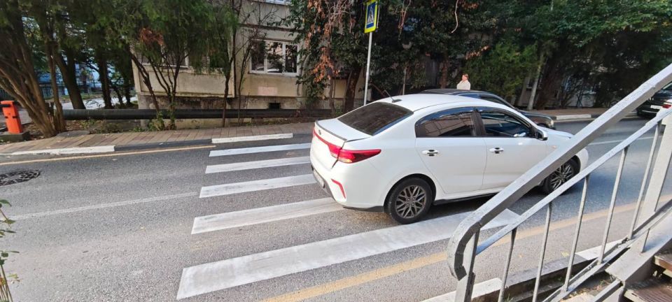 05.11.2025  14:15  .    . 4,   . ,  1982  ,    KIA RIO,    10- ,    ...