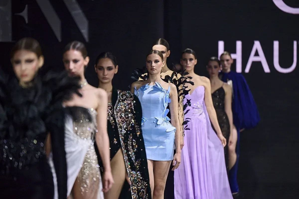 Неделя моды в Сочи завершилась показом новой коллекции обладателя гран-при международного конкурса «Стиль Сочи»