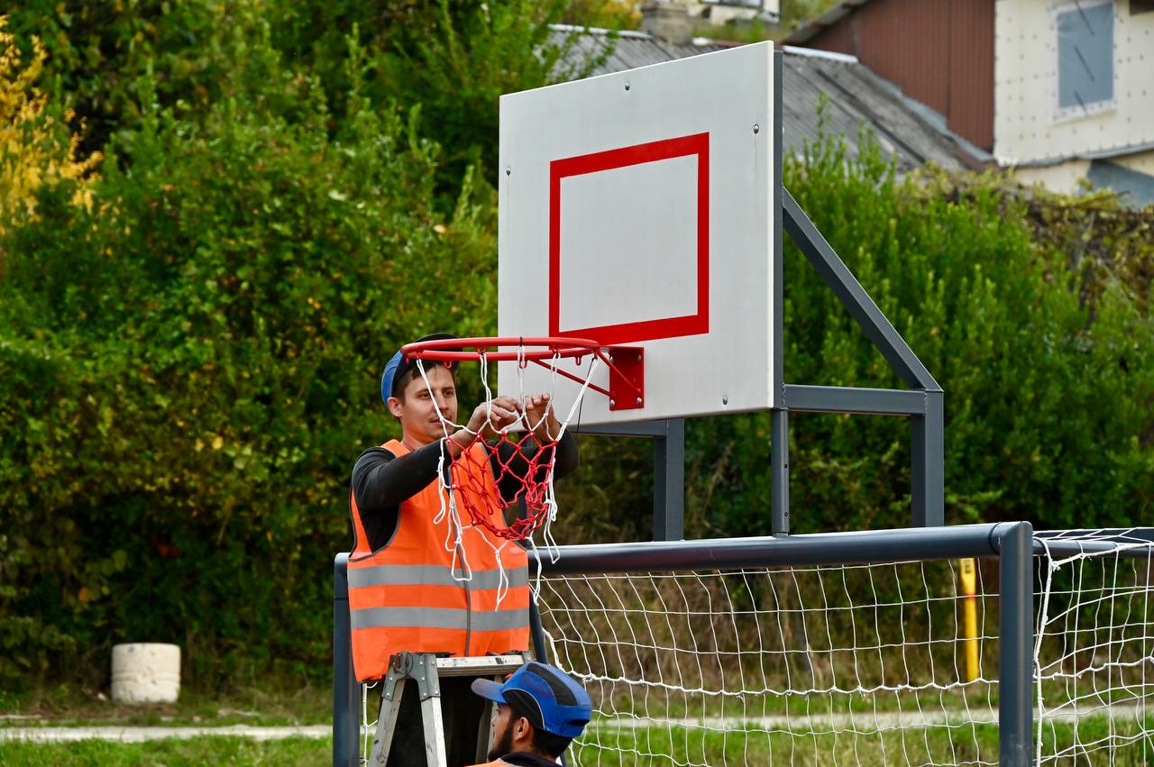 Андрей Прошунин: Продолжаем благоустраивать общественные пространства во всех районах курорта Андрей Прошунин: Продолжаем благоустраивать общественные пространства во всех районах курорта