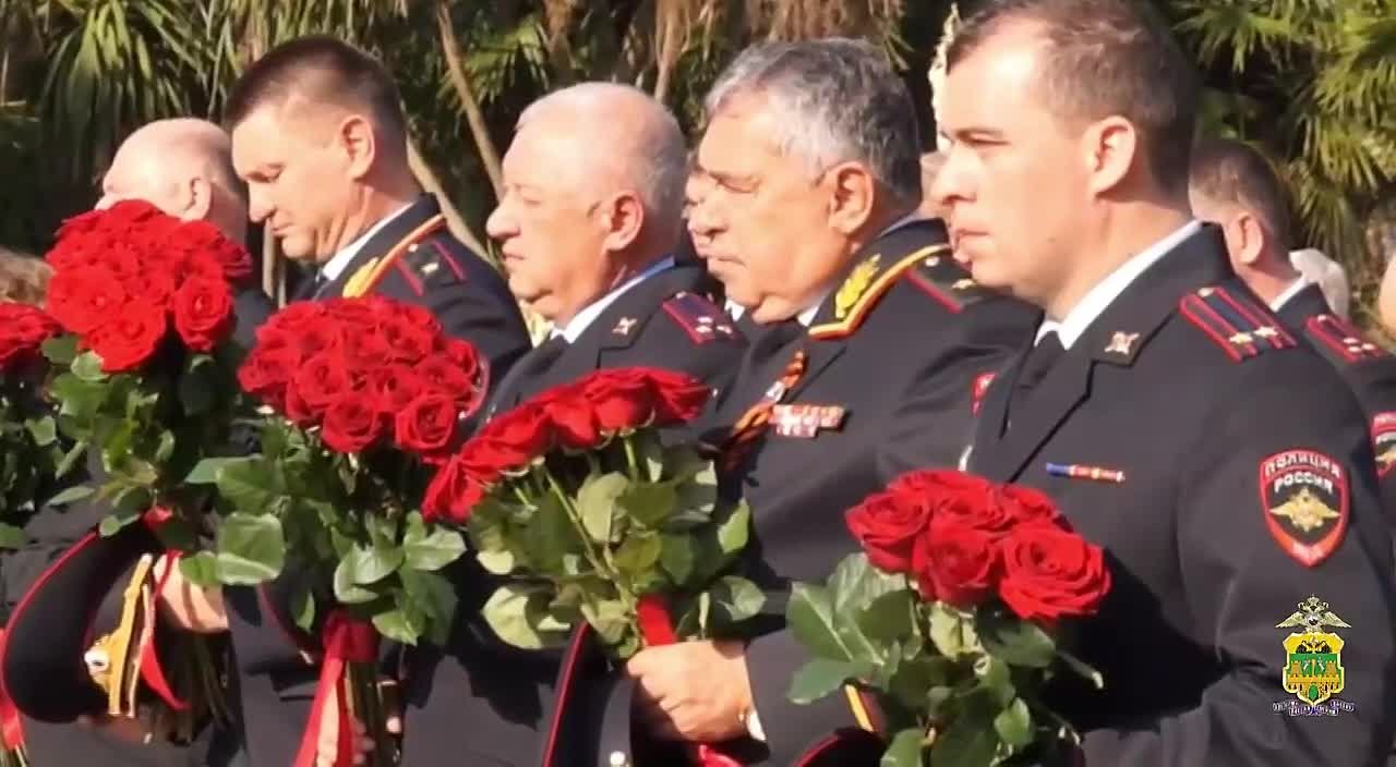 В Сочи почтили память сотрудников органов внутренних дел, погибших при исполнении