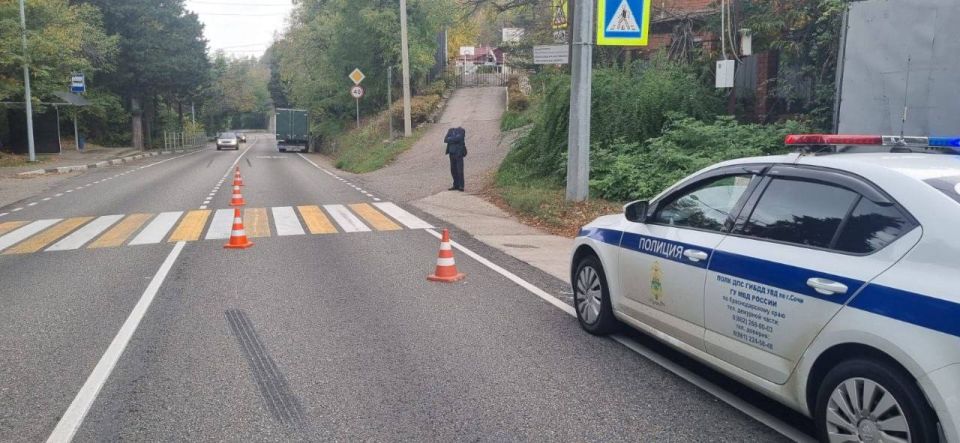 12.11.2025 в 12:04 в поселке Аше Лазаревского района г. Сочи, водитель 1971 года рождения, управляя транспортным средством "Газель", допустил наезд на 10-летнюю девочку-пешехода, которая переходила проезжую часть дороги в...