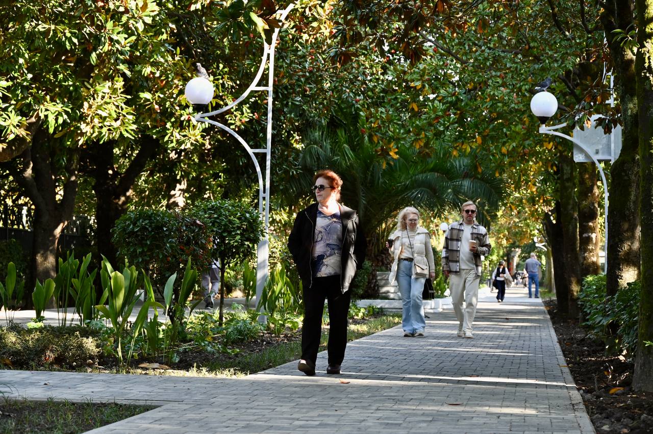 Андрей Прошунин: Посетил новую, современную зону отдыха на улице Ромашек в Адлерском районе города Андрей Прошунин: Посетил новую, современную зону отдыха на улице Ромашек в Адлерском районе города