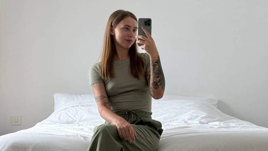 Блогер Александра Митрошина продала квартиру и долю в строящихся апартаментах за 115 миллионов рублей через сестру по доверенности