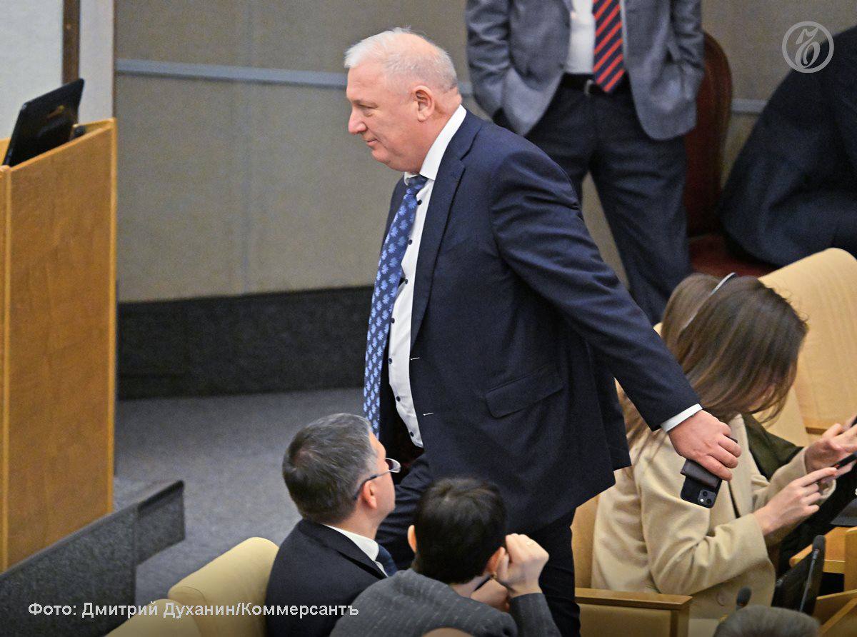 Против депутата Госдумы Анатолия Вороновского возбуждено уголовное дело о получении взятки в особо крупном размере, стало известно «Ъ»