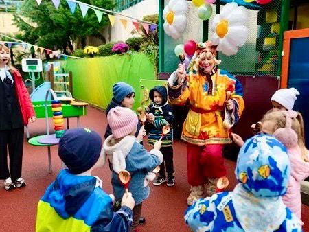 В Сочи в рамках инициативного бюджетирования обустроена площадка для детей с ограниченными возможностями здоровья В Сочи в рамках инициативного бюджетирования обустроена площадка для детей с ограниченными возможностями здоровья