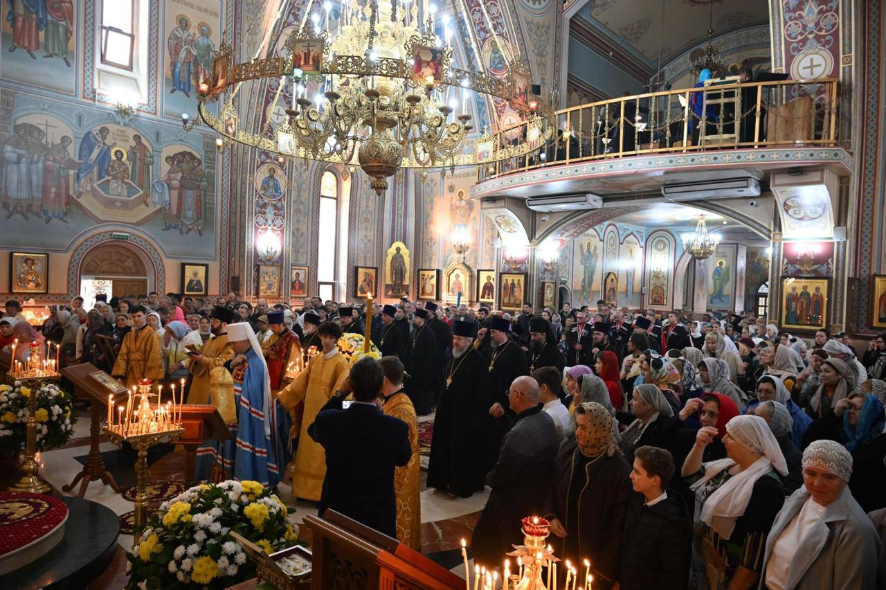 Андрей Прошунин: Сегодня наш город наполнился особой, светлой благодатью Андрей Прошунин: Сегодня наш город наполнился особой, светлой благодатью