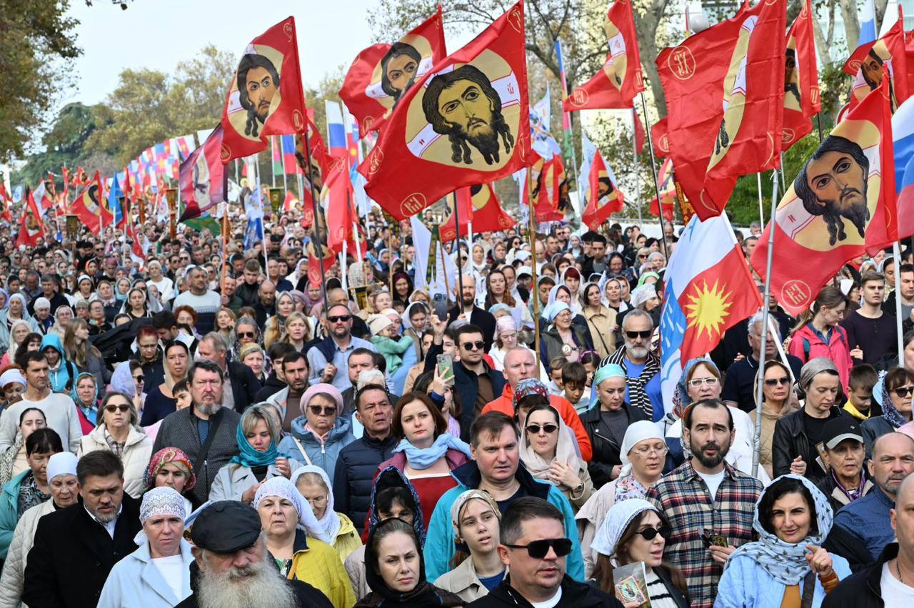 Андрей Прошунин: Сегодня наш город наполнился особой, светлой благодатью Андрей Прошунин: Сегодня наш город наполнился особой, светлой благодатью