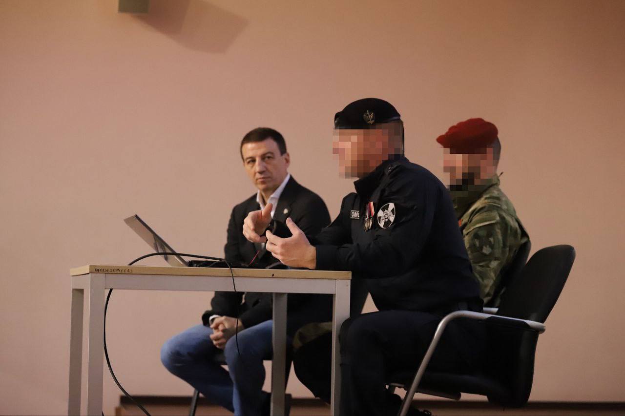 В Сочи завершилась встреча росгвардейцев со спортсменами сборной России по боксу В Сочи завершилась встреча росгвардейцев со спортсменами сборной России по боксу