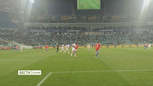 Футболисты сборной Чили улетают из Сочи с двумя победамиСборная Чили одержала победу над Перу в товарищеском матче со счётом 2:1