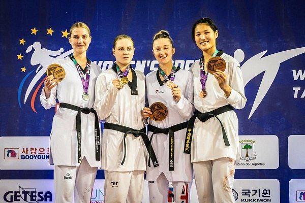 Сочинская спортсменка завоевала титул чемпионки мира по тхэквондо