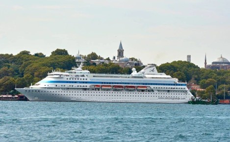          Astoria Grande,     ,  