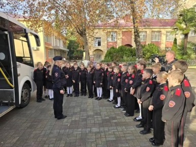 В Сочинских школах продолжается работа по безопасности дорожного движения