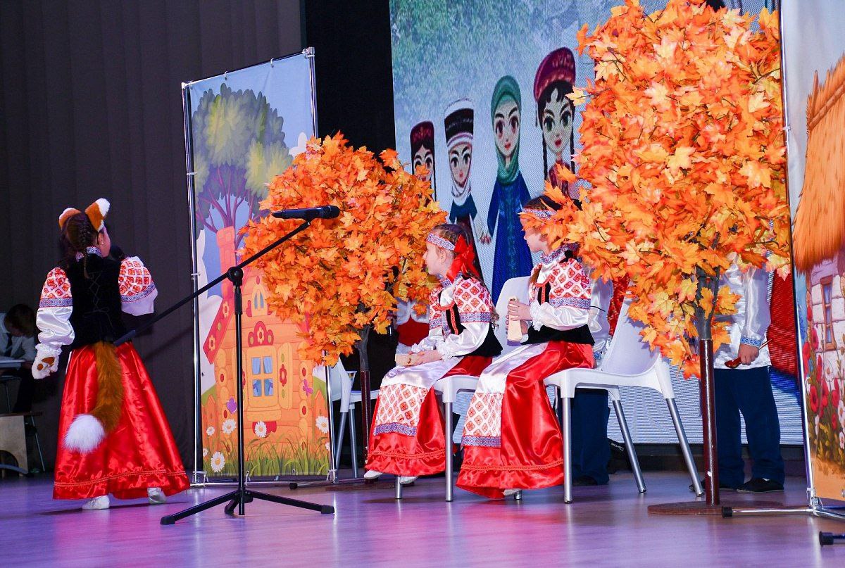 В Сочи состоялся городской фестиваль-конкурс театрализованных постановок на этнических языках «Моя Родина» В Сочи состоялся городской фестиваль-конкурс театрализованных постановок на этнических языках «Моя Родина»