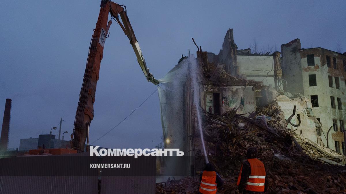 В Сочи снесли 126 самовольных построек В Сочи снесли 126 самовольных построек