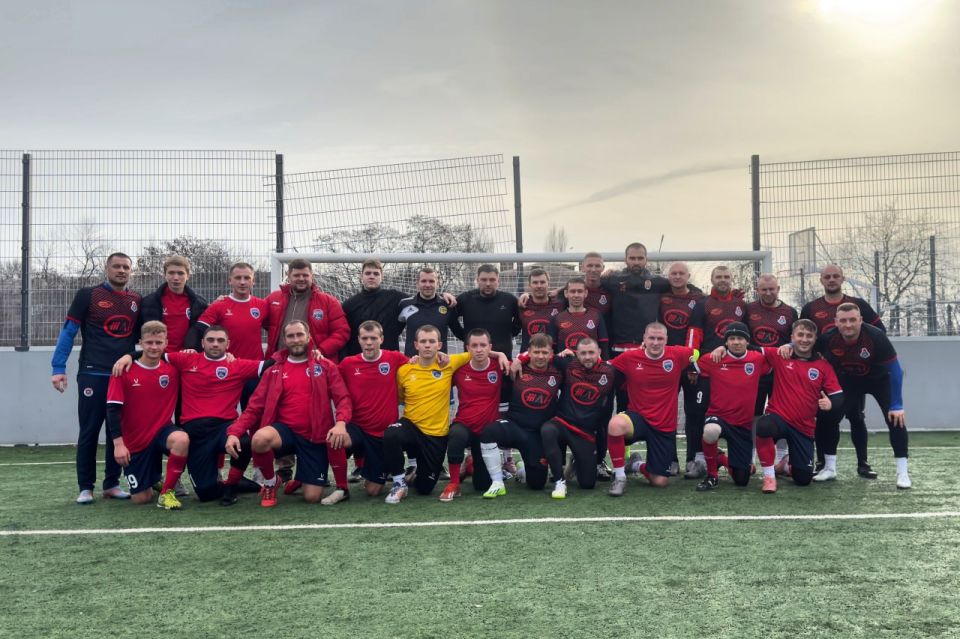 Сборная ФГУП «Железные дороги Новороссии» по футболу победила в товарищеском матче чемпионов ДНР