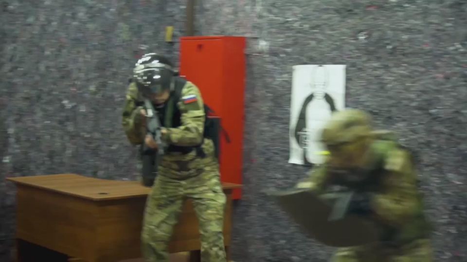 Служба, которая начинается с качественного образования!