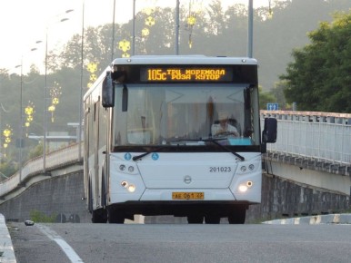 #ДвигайсяВРитмеСочи. Станьте частью истории ДТиДХ — делитесь красивыми фотокадрами транспорта и дорог, и мы их опубликуем!