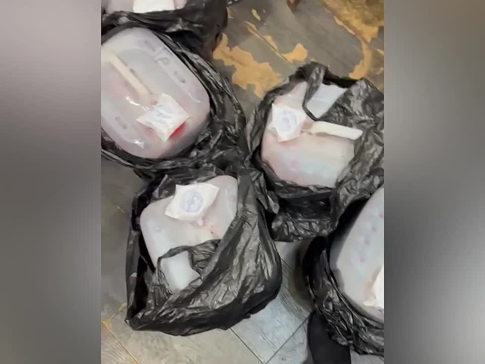 Горячий и незаконный: в Эстосадке изъяли 150 литров «сомнительного» глинтвейна