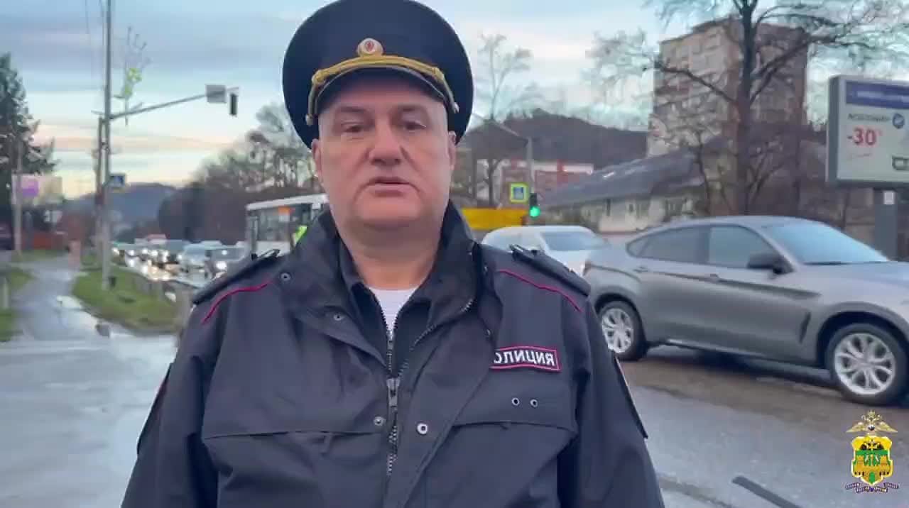 Пешеход погиб в Сочи. Сегодня утром в Лазаревском районе г. Сочи водитель «Лада Гранта», двигаясь со стороны г. Туапсе в сторону г. Сочи, допустил наезд на пешехода, который перебегал дорогу в неположенном месте, в зоне...