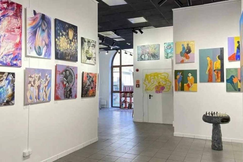 1 В Сочи открылся первый высокогорный музей современного искусства