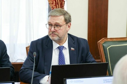 Косачев призывает страны СНГ учиться у России в вопросах геноцида