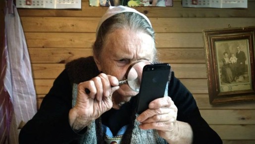 Как мошенники обманывают пенсионеров: откуда у них деньги и как защититься