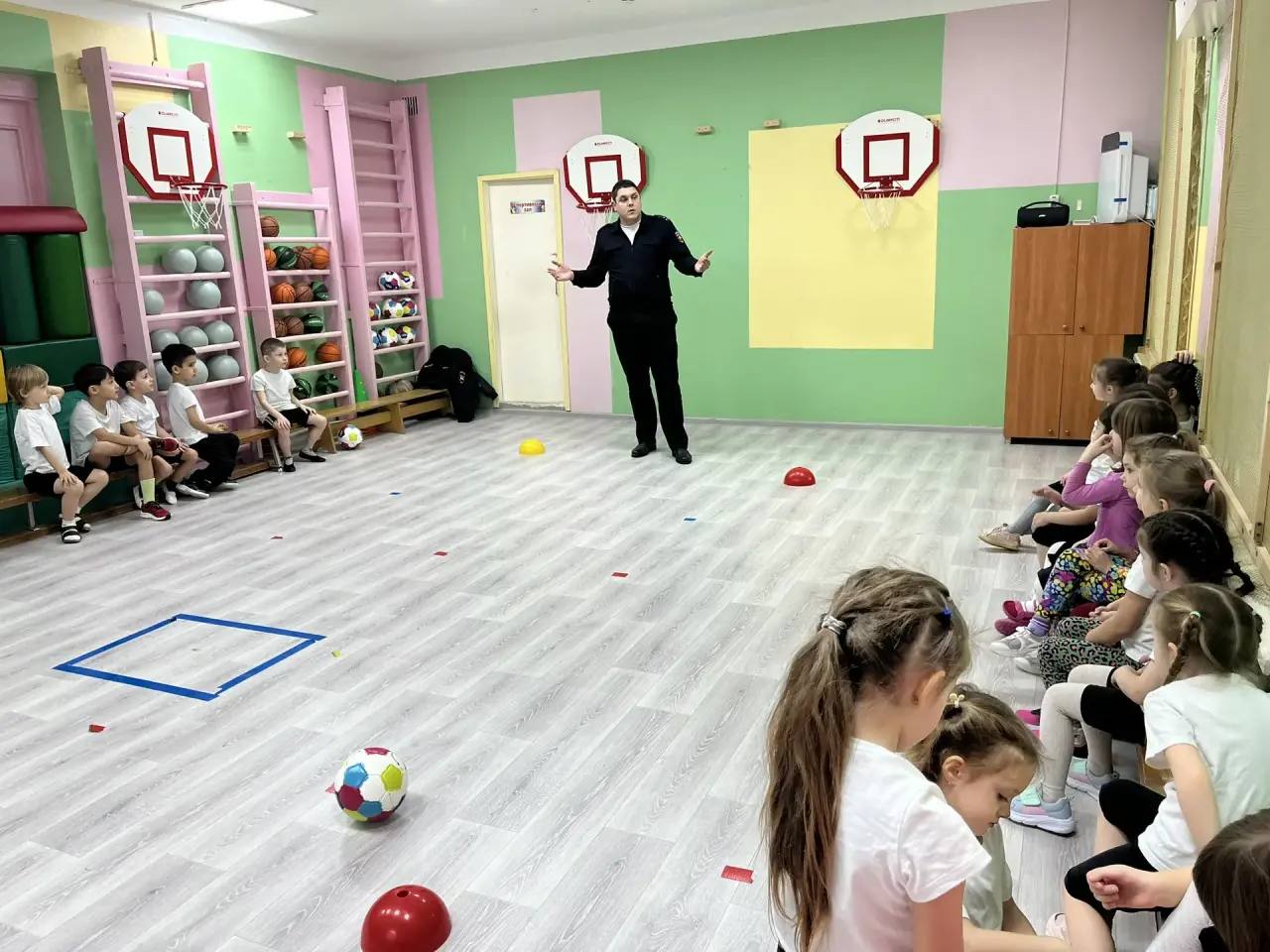 Безопасность начинается с детства Безопасность начинается с детства