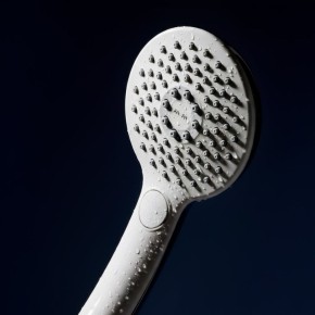 Причины загрязнения и эффективные методы очистки душевой лейки