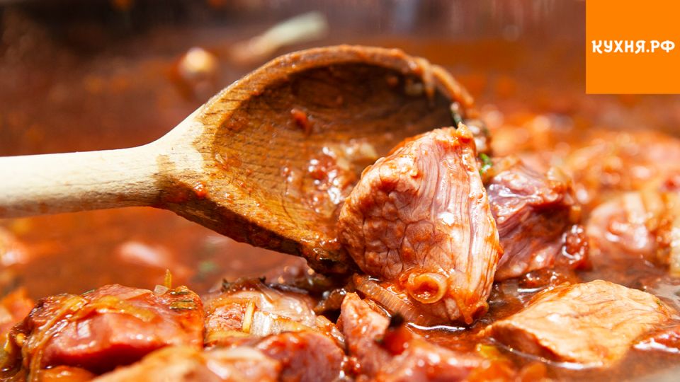 Тушение: кулинарное искусство, которое преобразует обычное мясо в деликатес