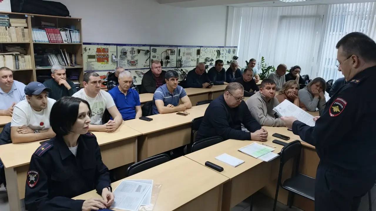 Усиление контроля за подготовкой начинающих водителей Усиление контроля за подготовкой начинающих водителей