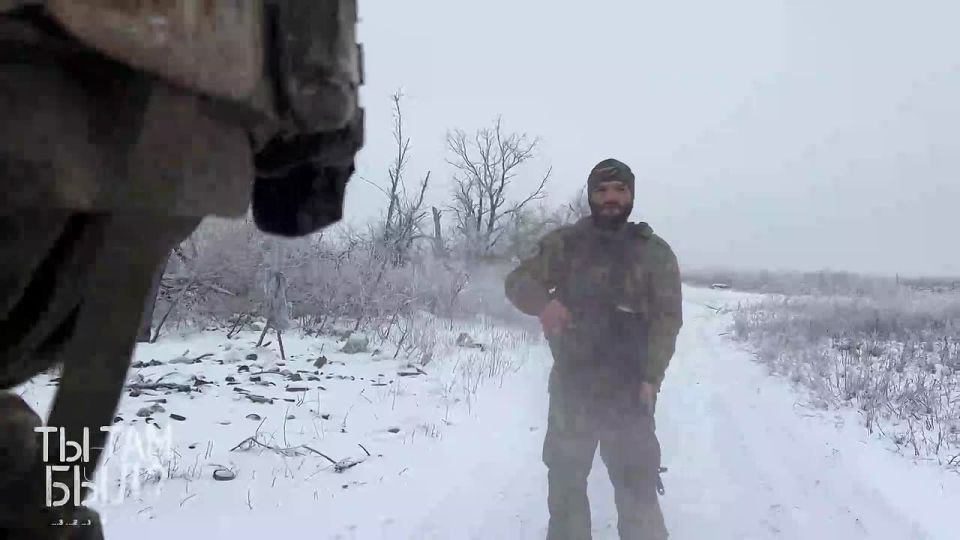 Павел Кукушкин: Стремительно запрыгиваем в подъехавшую Ниву-кабриолет позывного «Сочи» – к отправлению с передка готовы!