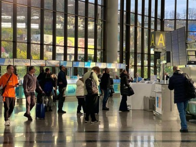 Сегодня после снятия ограничений аэропорт Сочи обслужил уже 101 рейс