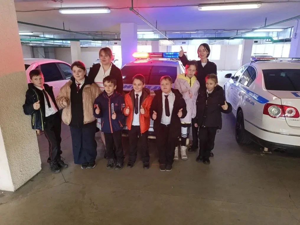 Школьники в гостях у Госавтоинспекции! Школьники в гостях у Госавтоинспекции!
