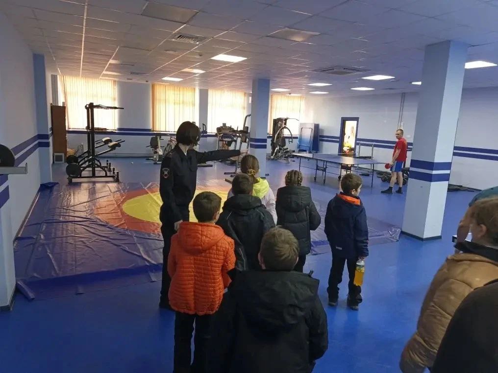 Школьники в гостях у Госавтоинспекции! Школьники в гостях у Госавтоинспекции!