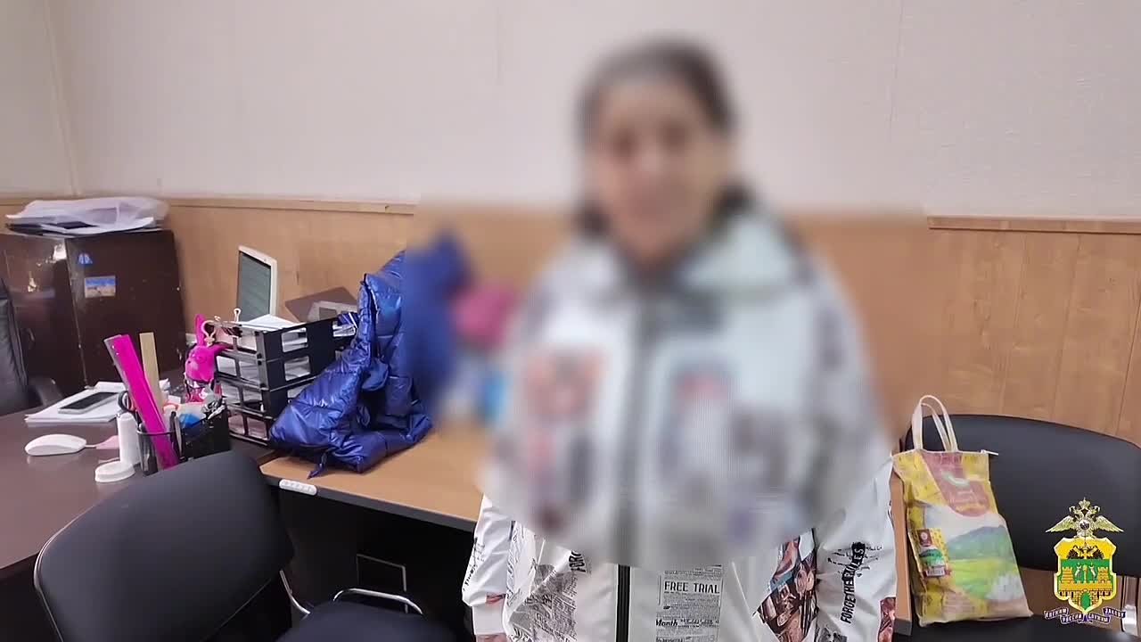 Сочинские полицейские задержали пособника мошенников и вернули пенсионерке 1,5 млн рублей