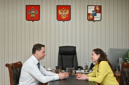 Глава Сочи Андрей Прошунин обсудил с заместителем губернатора Курской области Галиной Авдониной вопросы поддержки жителей приграничного региона