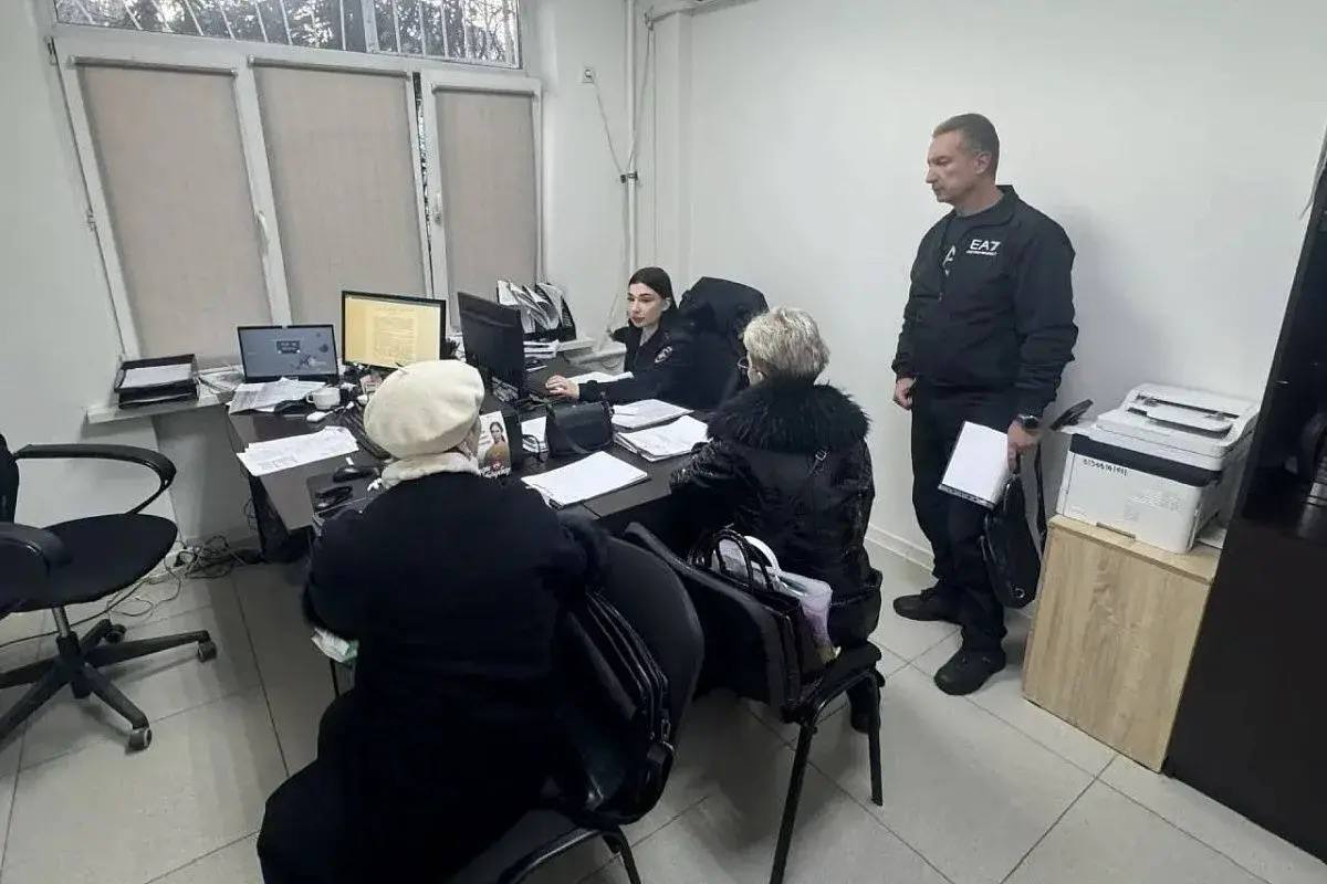 Во всех районах Сочи продолжается проведение встреч в формате «четверок» Во всех районах Сочи продолжается проведение встреч в формате «четверок»