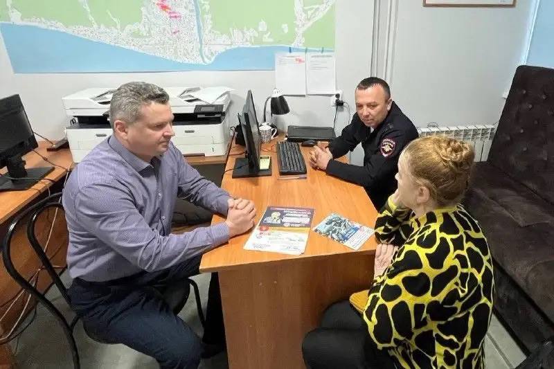 Во всех районах Сочи продолжается проведение встреч в формате «четверок» Во всех районах Сочи продолжается проведение встреч в формате «четверок»