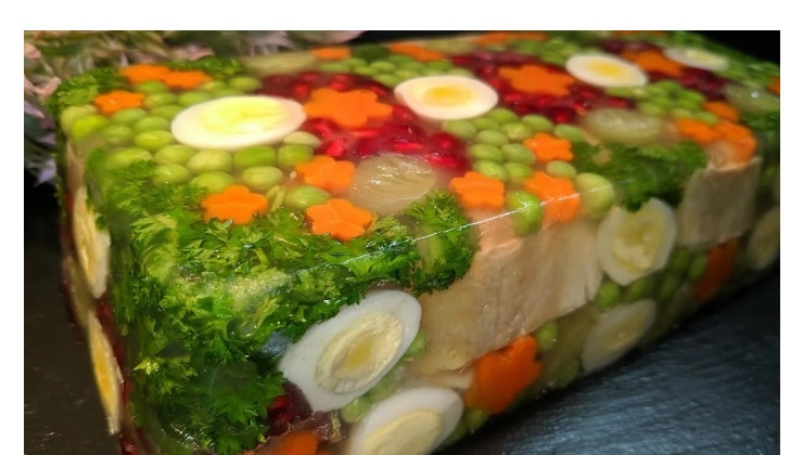 Как приготовить заливное из рыбы: секреты и пошаговая инструкция