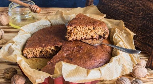 Ароматная постная медовая коврижка для настоящих гурманов